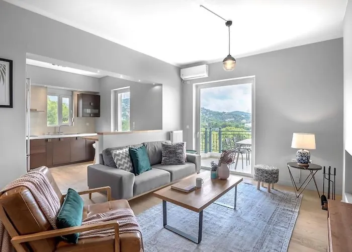 Tranquil Modern Ηaven