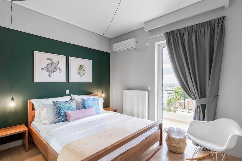 Tranquil Modern ηaven Athens